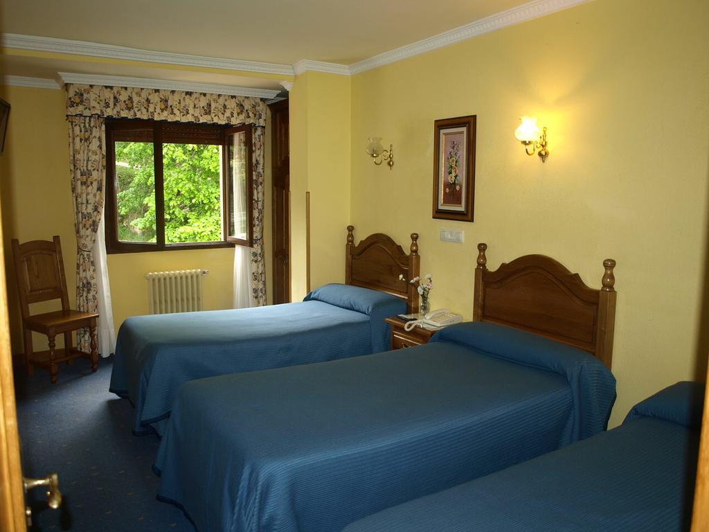 Hotel La Molinuca Alles Extérieur photo