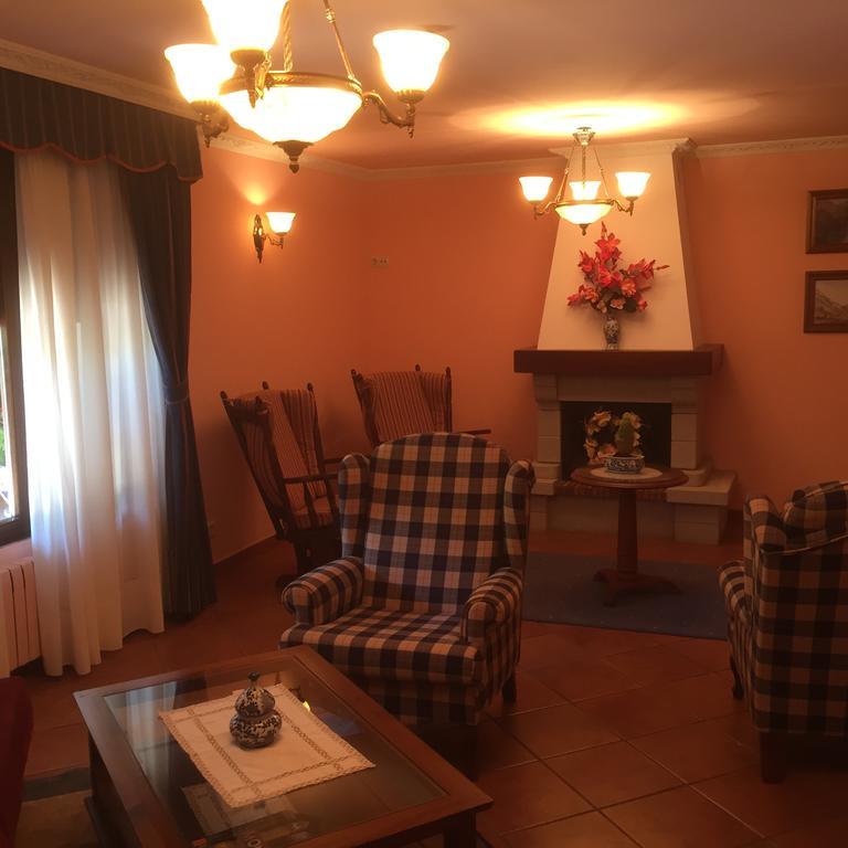 Hotel La Molinuca Alles Extérieur photo